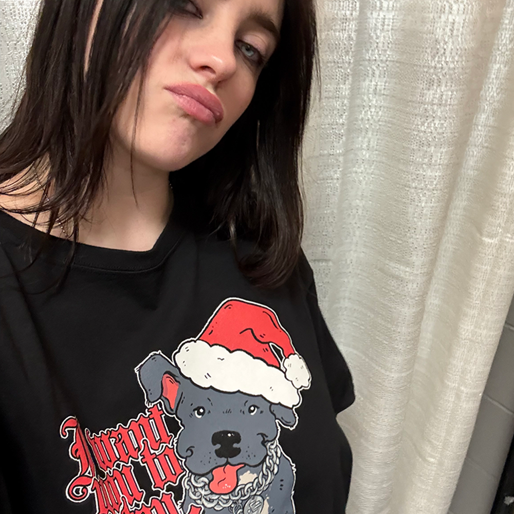 SHARK HOLIDAY TEE-SHIRT